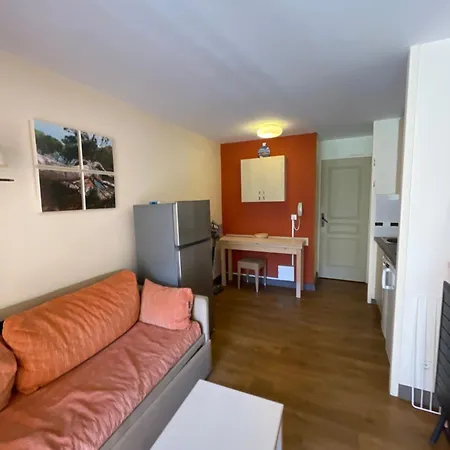 Apartment Raphael - Cap Esterel- 5 Couchages- Parking Couvert